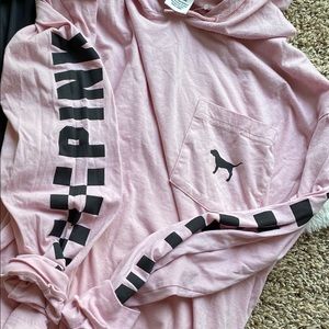 Pink VS hooded tee mauve Large